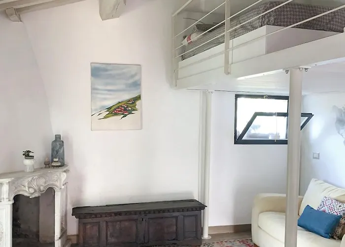 Cozy With Pool In 40 M²